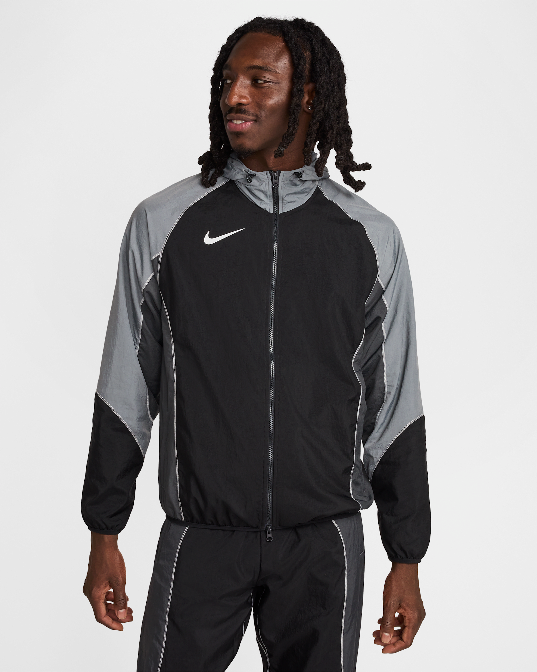 Nike パッカブルジャケット M グレー・ブラック Nike Strike+ Men's Water-Repellent Hooded Soccer Jacket. Nike.com
